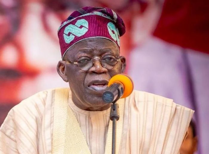 TINUBU CONVOY – Man Cries Out After Seeing The Number Of Vehicles That Followed Tinubu In Lagos